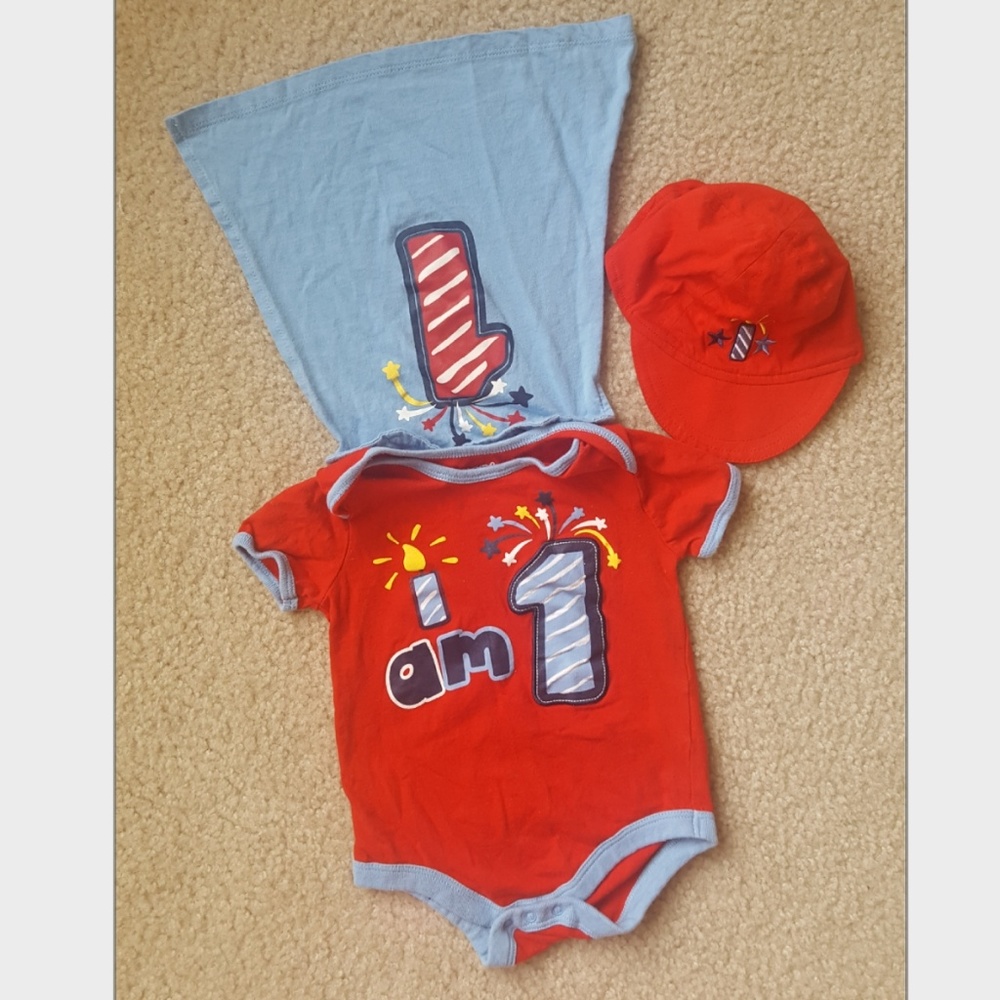 "I Am 1" birthday onesie with cape and hat